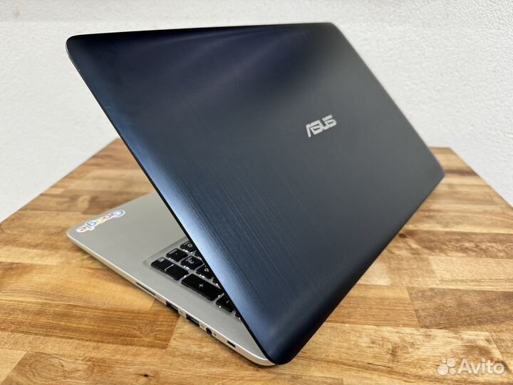 Игровой Asus металл FHD i3-5010 12Gb GT940 SSD+500