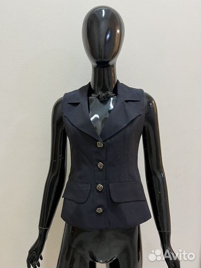 Форменные жилетки