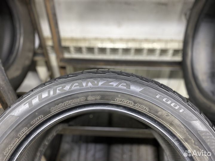 Bridgestone Turanza T001 225/55 R17 97V