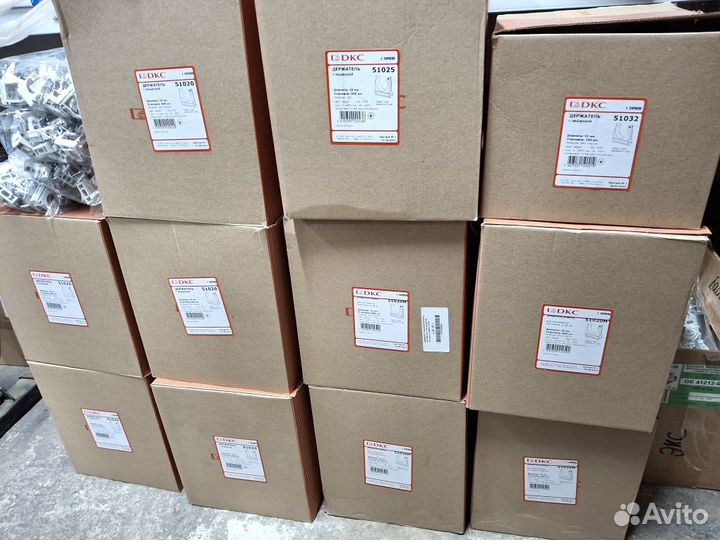 Клипсы для гофры для монтажного пистолета d16 DKC