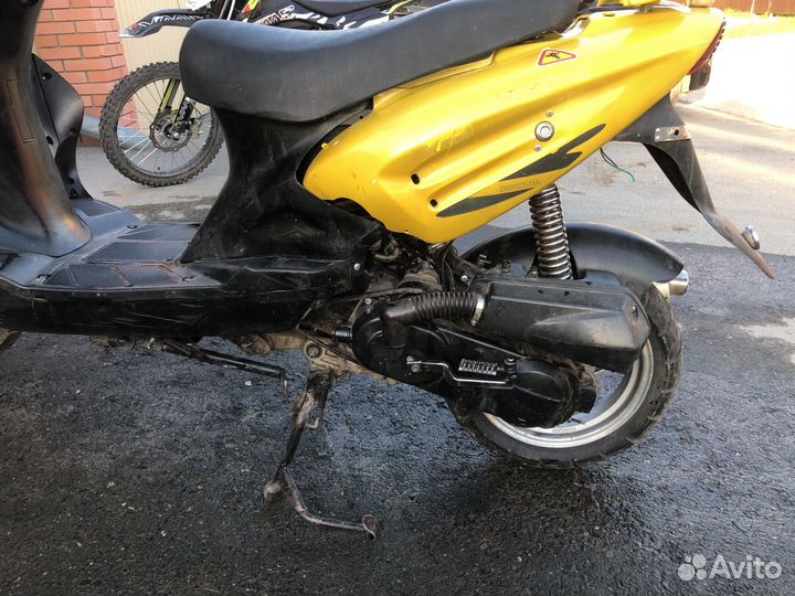 Скутер 50 кубов