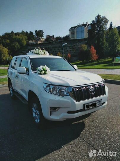 Свадебные украшения на машину