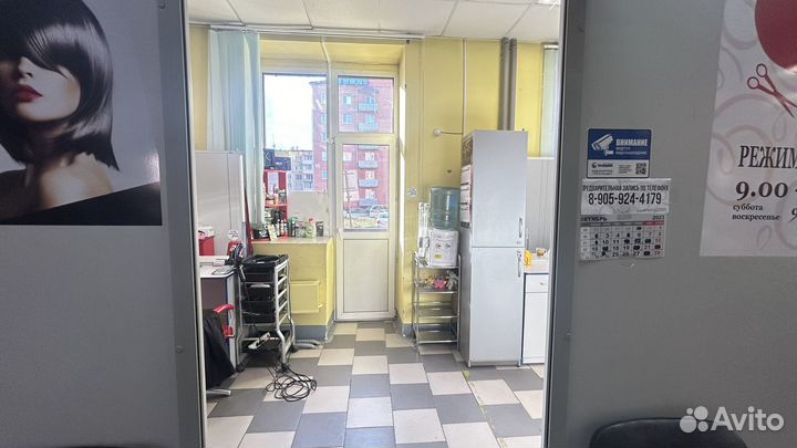 Продам парикмахерскую