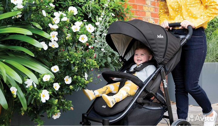 Детская прогулочная коляска joie litetrax 4