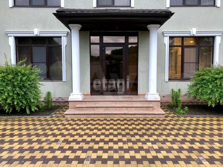 Дом 164,9 м² на участке 5,3 сот.