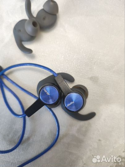 Беспроводные наушники honor sport