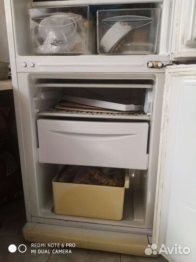 Холодильник stinol