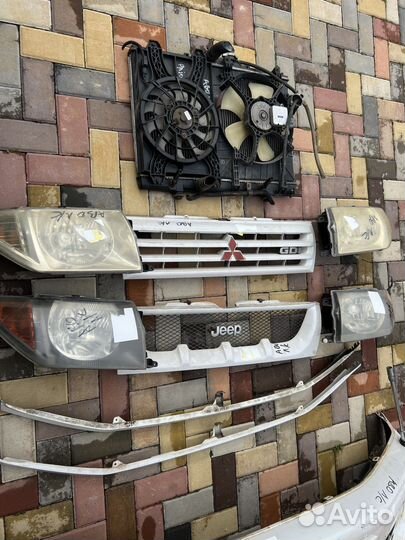 Бампер комплект pajero io pinin пинин