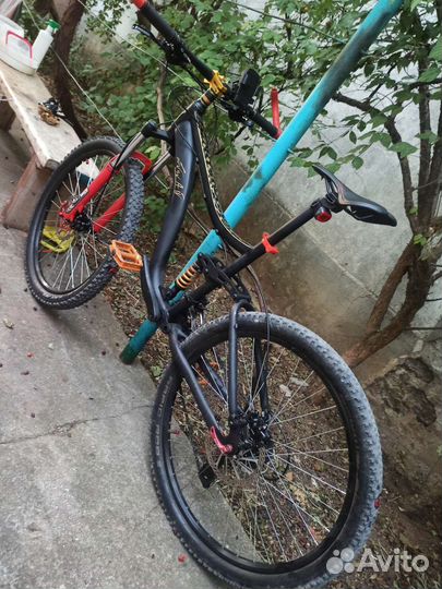 Кастомный двухподвесной горный велосипед