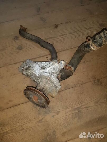 Помпа Volkswagen passat b3 1.8