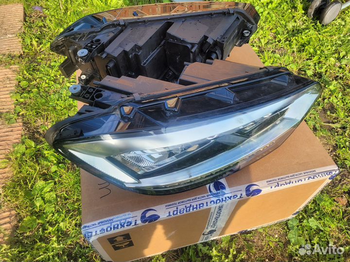 Фары 5TB941035B и 5TB941036B