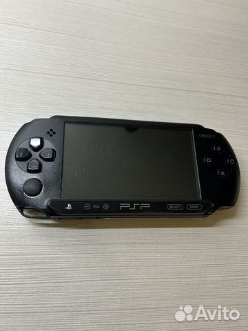 Sony PSP 1008 прошитая +20игр