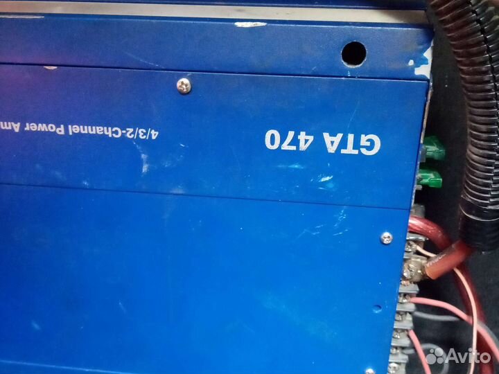 Автомобильный усилитель 4 канала