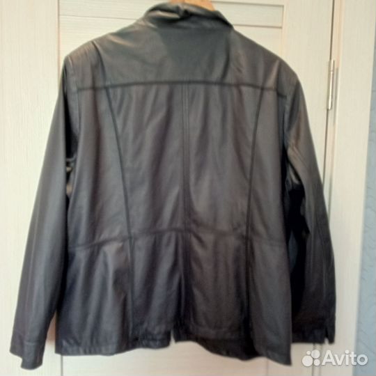 Ветровка женская размер 56-58