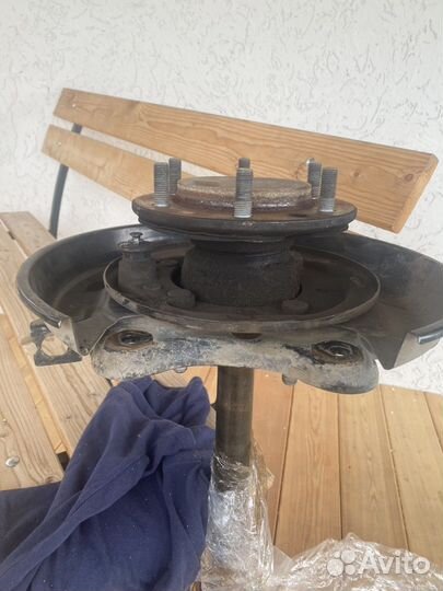 Полуось ведущего моста