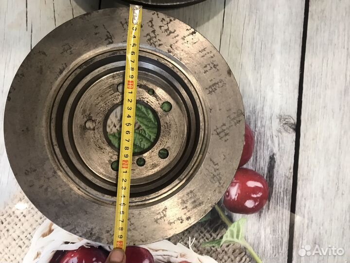 Тормозные диски задние BMW e32