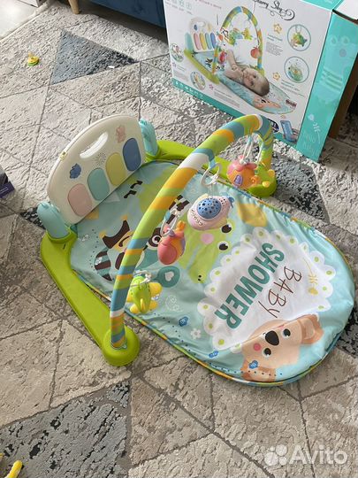 Детские качели шезлонг дуга на коляску коврик