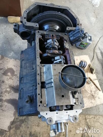 Двигатель на ЗИЛ 130