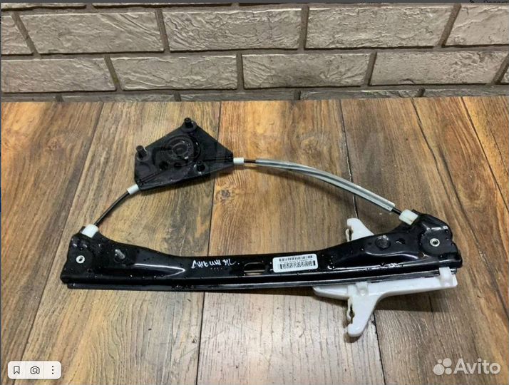 Volkswagen Jetta 6 Стеклоподъемник электр. задний