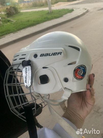 Хоккейный шлем bauer