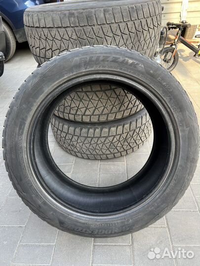 Bridgestone Blizzak DM-V2 255/50 R19