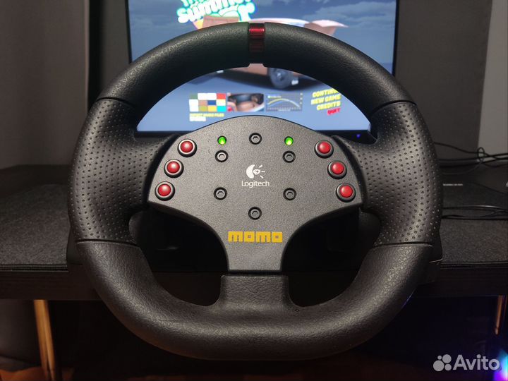 Руль Logitech momo Racing