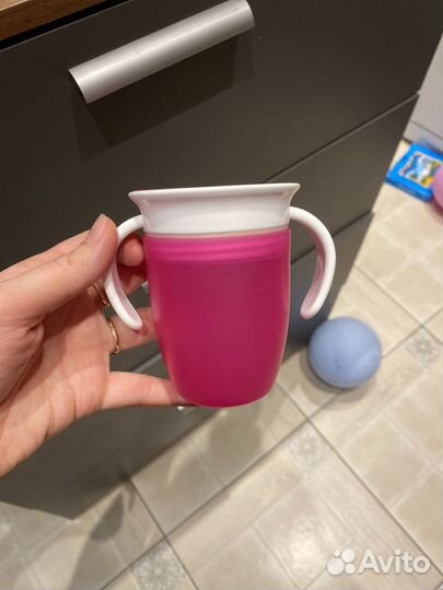 Чашка-поильник непроливайка