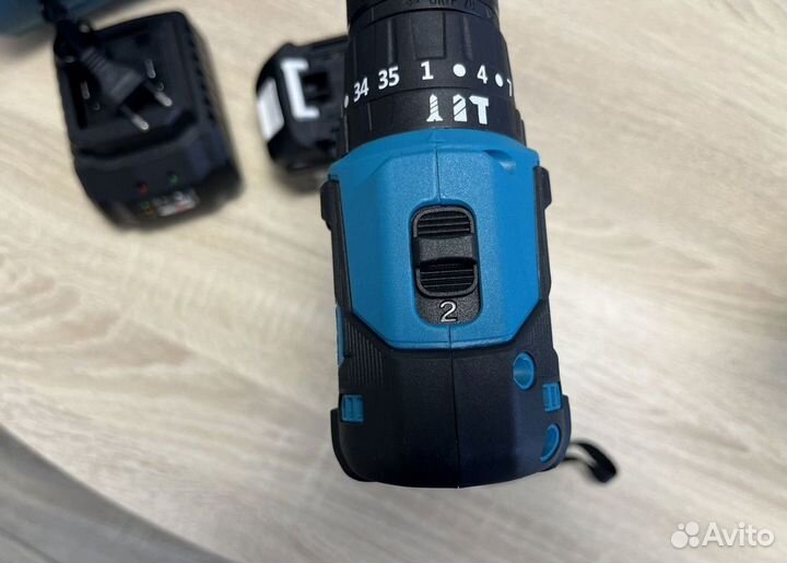 Шуруповерт makita 18v