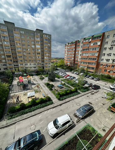 1-к. квартира, 37 м², 4/10 эт.