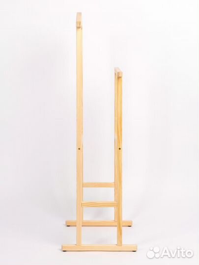 Деревянная вешалка плечики напольная