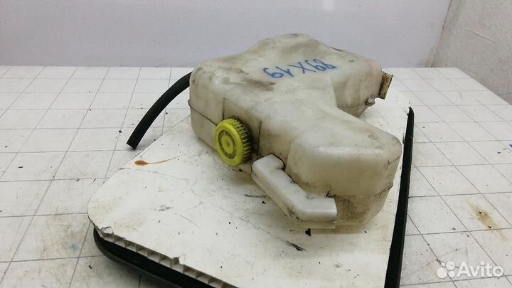 Бачок расширительный Nissan Primera