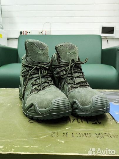 Трекинговые ботинки lowa средние (реплика)