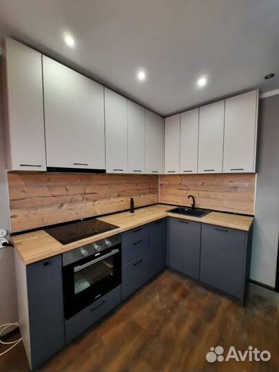 Кухонный гарнитур новый