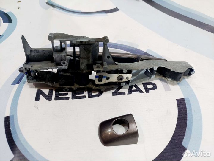 Ручка передней левой двери Пежо Партнер Типи Б9