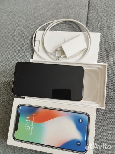 iPhone X 64gb