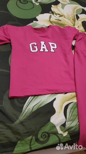 Спортивный костюм женский новый