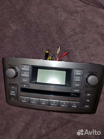 Автомагнитола USB, AUX,bluetooth на Тойоту Авенсис