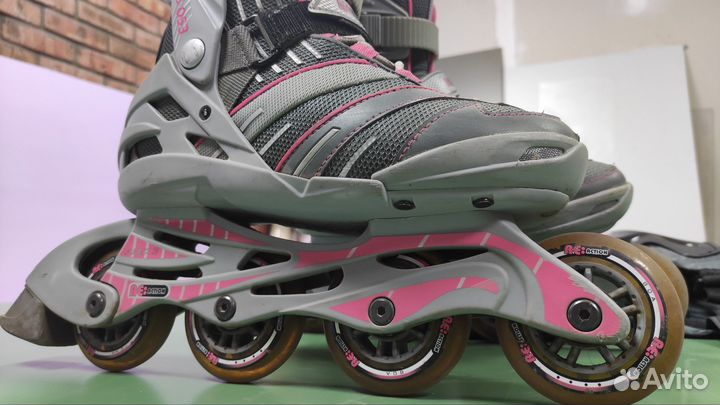 Роликовые коньки 39 размер reaction B 053 женские