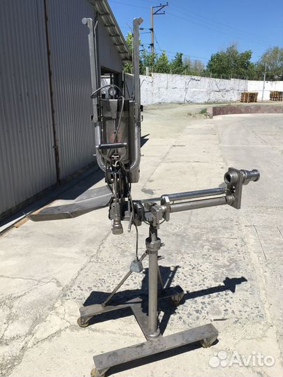 Клипсатор полуавтомат.Technopak TipperTie kdcv400
