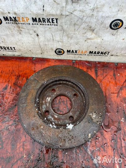 Тормозной диск передний Ford Focus 1 2003