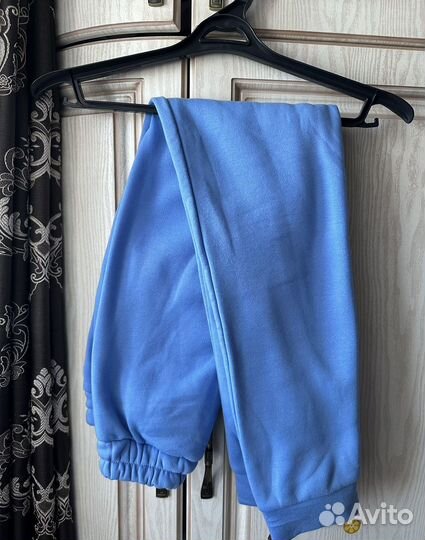 Костюм женский теплый из футера 44 новый