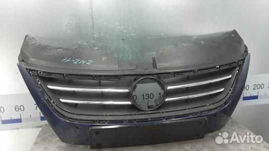 Решетка радиатора volkswagen passat CC (ZNI11QF01)