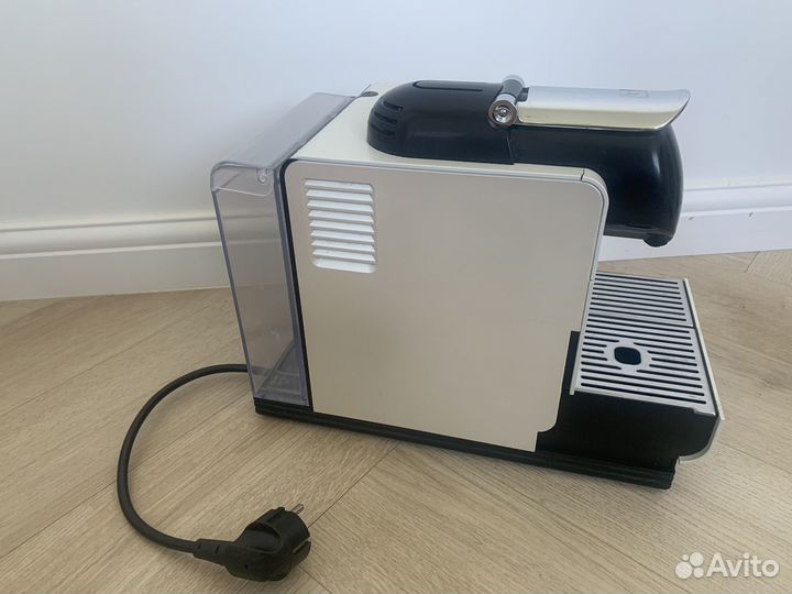 Кофемашина delonghi nespresso EN520