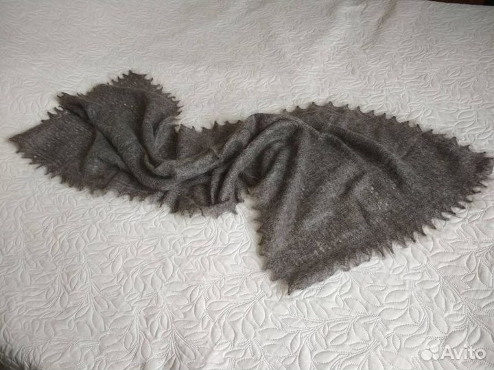 Оренбургский пуховый платок