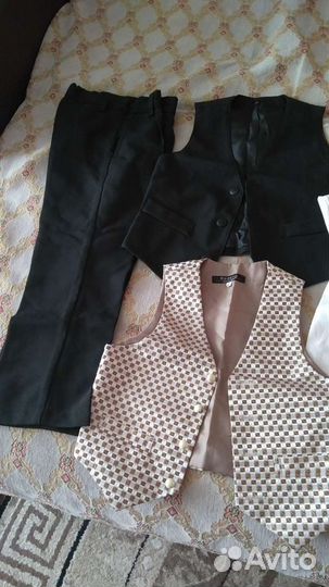 Новый костюм, жилет, рубашка и др. 104-110