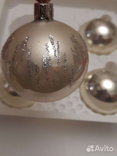 Набор ГДР елочных игрушек 2