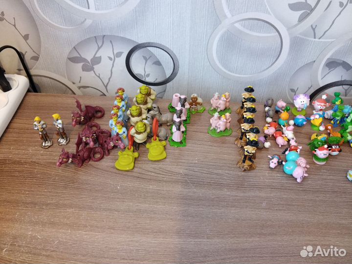 Игрушки из киндера