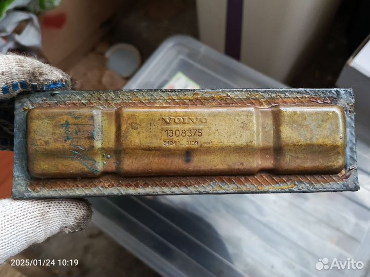 Радиатор отопителя Volvo 740/940