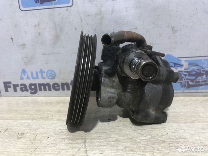 Насос гидроусилителя Mitsubishi RVR I