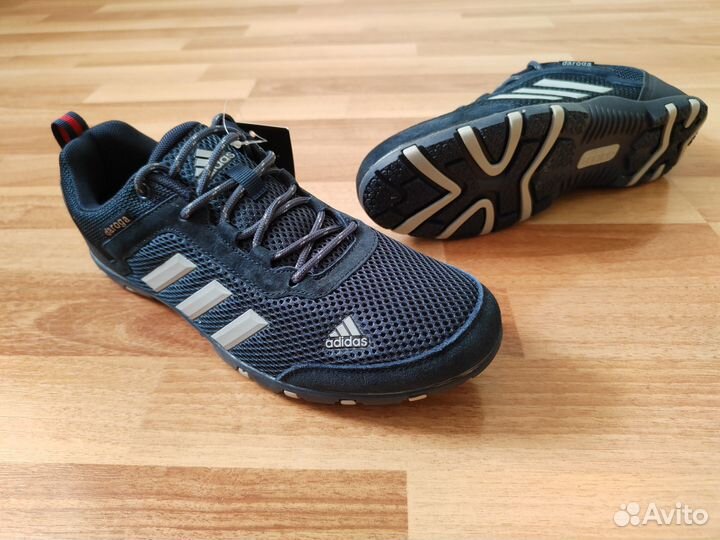 Кроссовки мужские Adidas. Новые. 41-42 размер